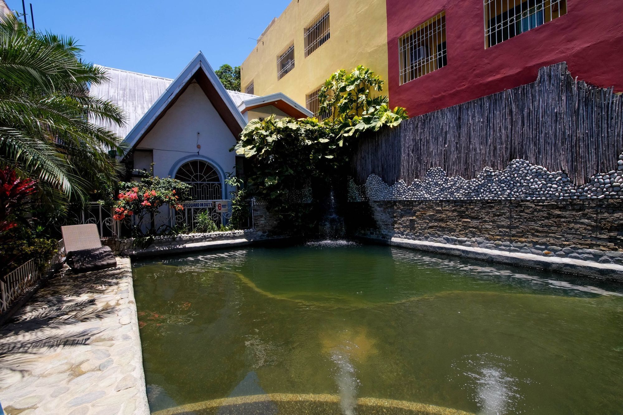 Zen Rooms White Beach Puerto Galera Bagian luar foto