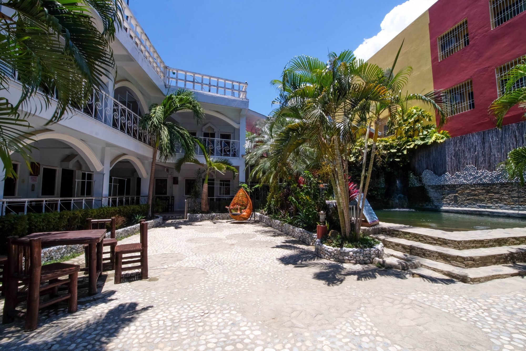 Zen Rooms White Beach Puerto Galera Bagian luar foto